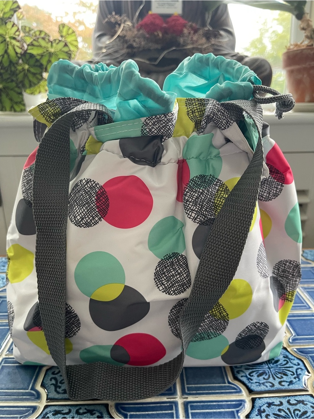 Thirty-One Aqua Multi-Color Drawstring Lunch Tote - Picture 4 of 11